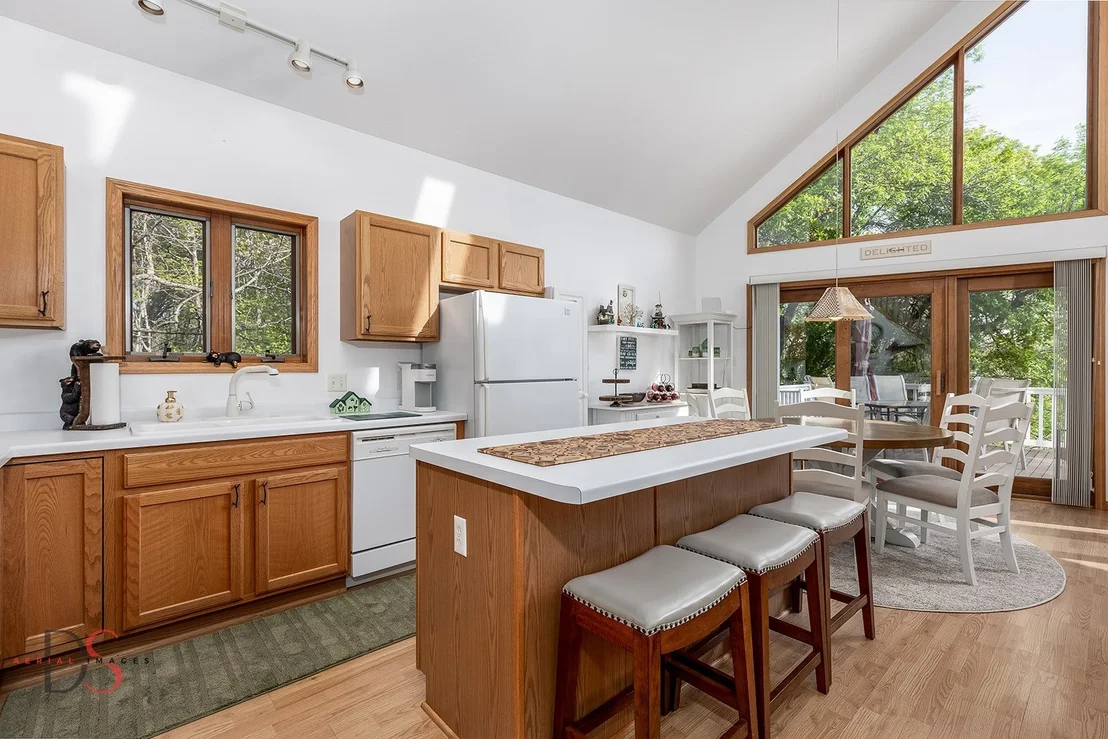 Photo of 1419 Shoreline Drive