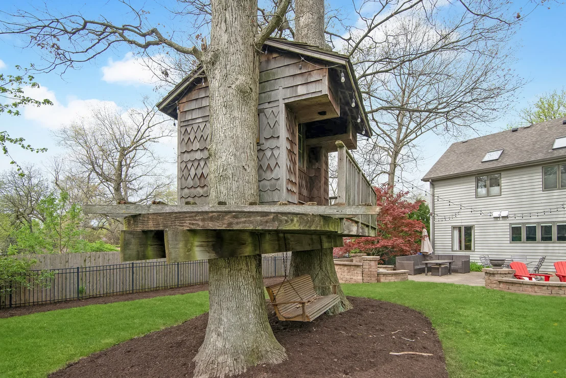Photo of 346 Meadowrue Lane