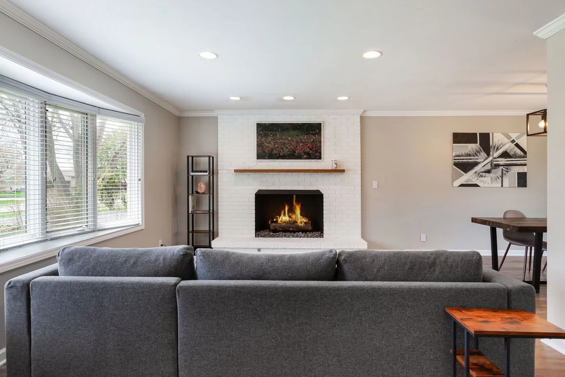 Photo of 29W332 Mark Drive