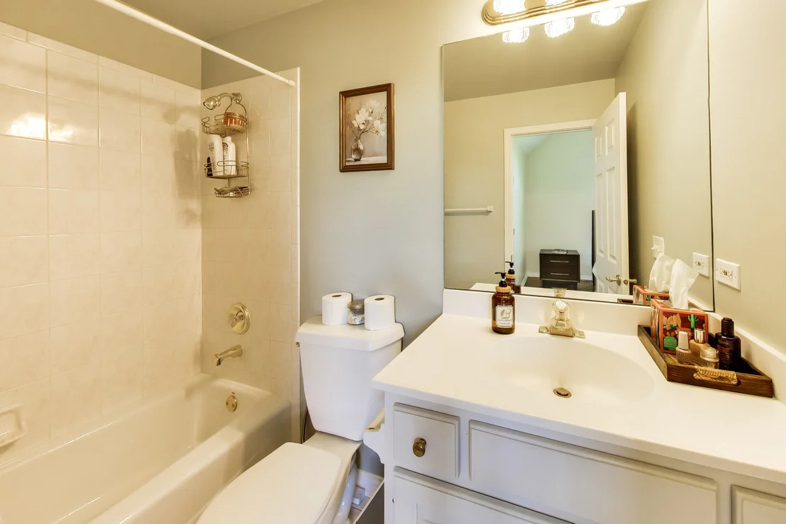 Photo of 2615 Saddlebrook Drive