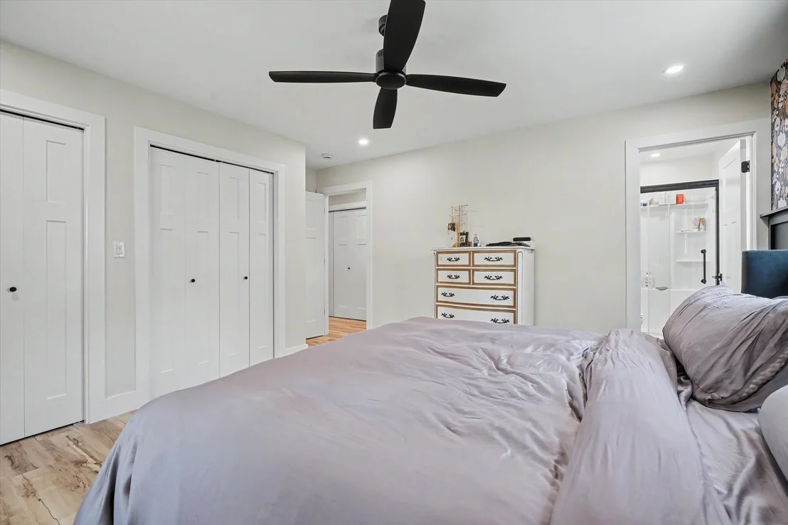 Photo of 1008 Devonshire Drive