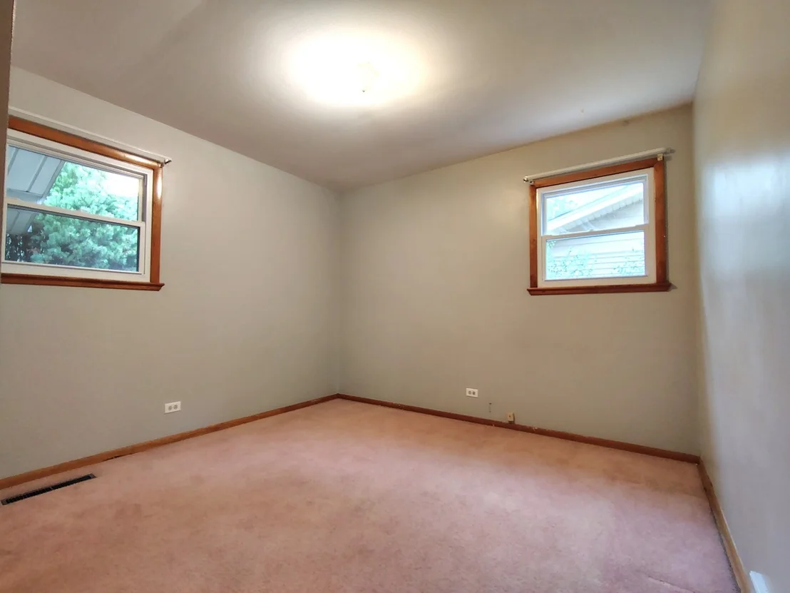 Photo of 15017 Sunset Avenue