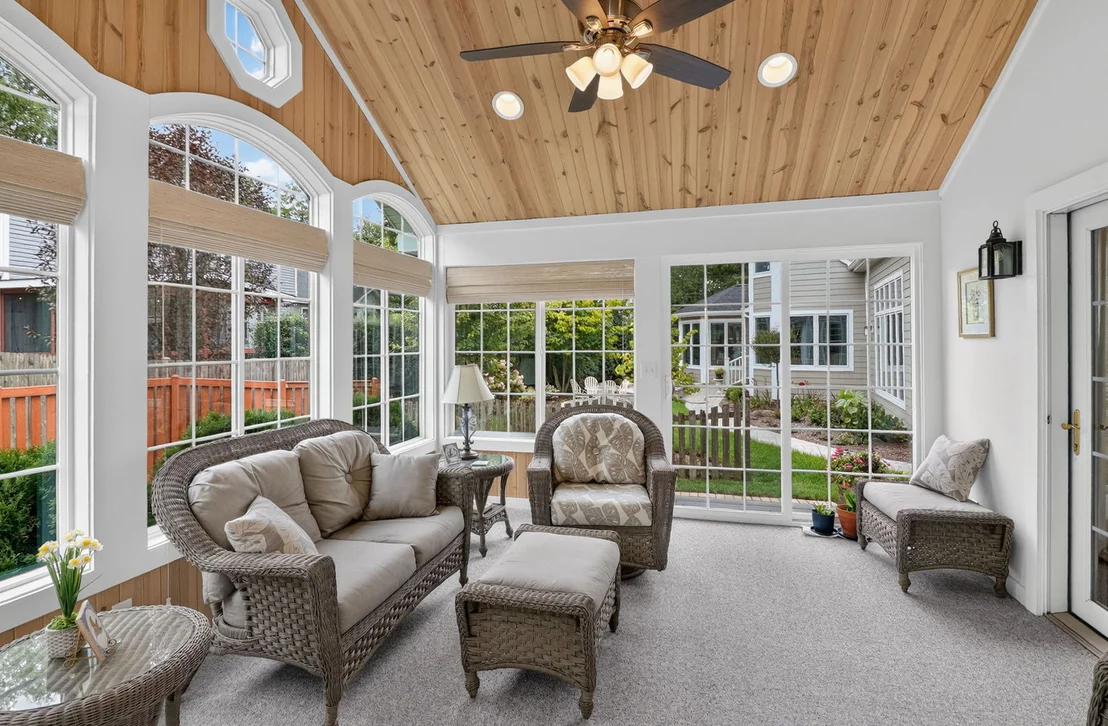 Photo of 0N651 Alta Lane