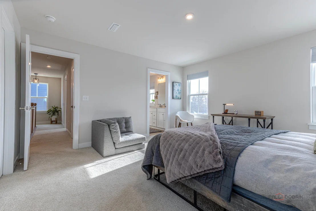 Photo of 1277 jones Road