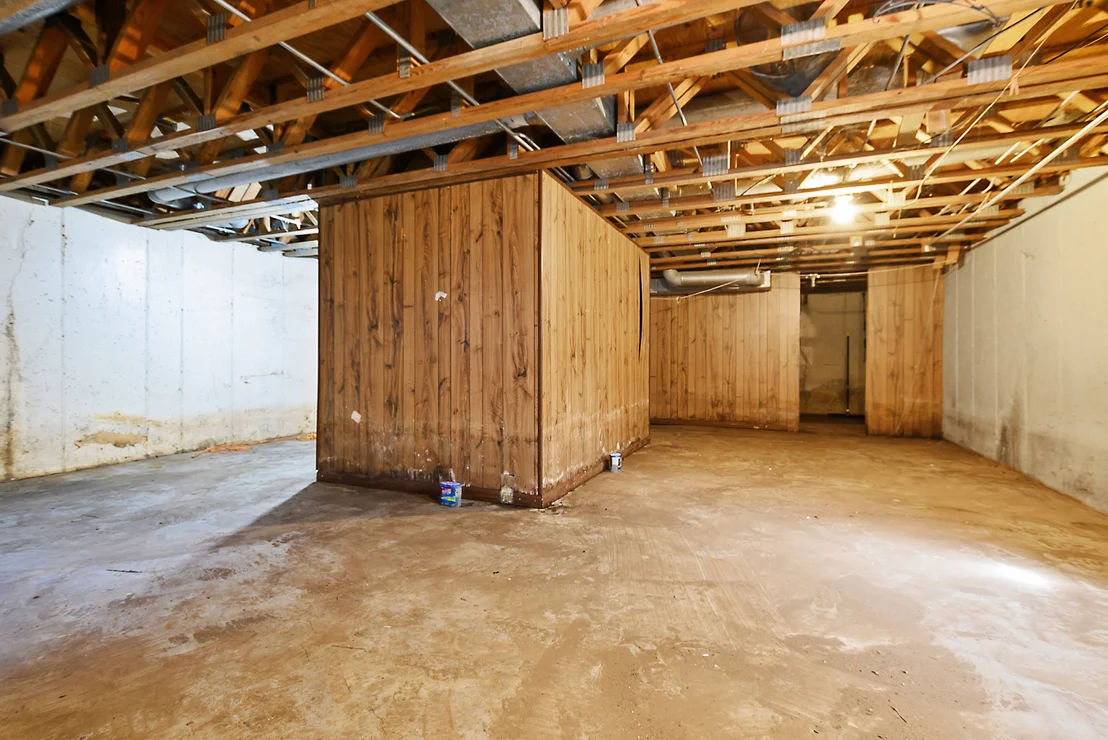 Photo of 130 Westhampton Court