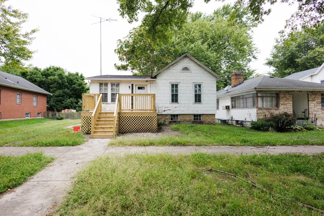 Photo of 1065 S 4th Avenue