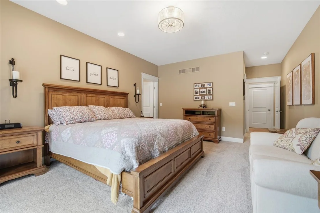 Photo of 34 Stonebrook Court