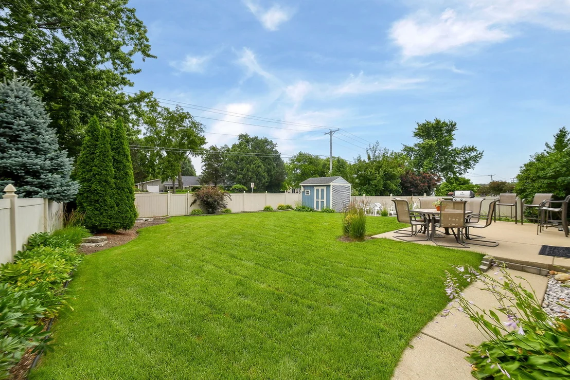 Photo of 959 Hill Crest Drive