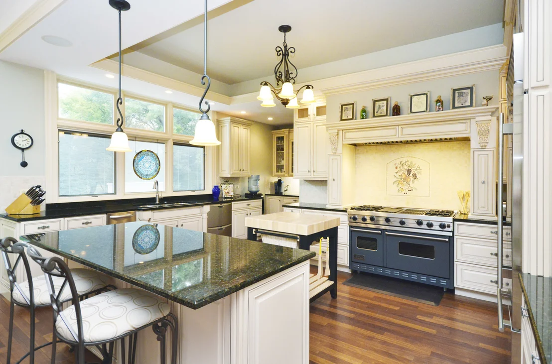 Photo of 4 ROUNDSTONE Lane