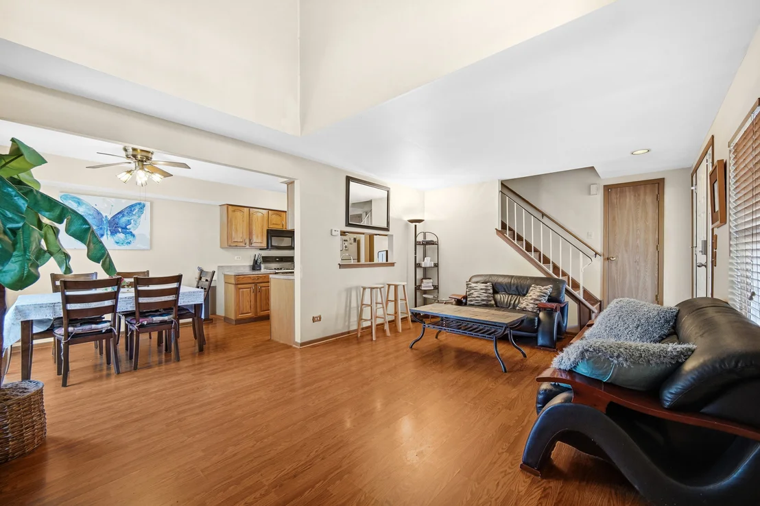 Photo of Unit 0 at 16054 85th Place