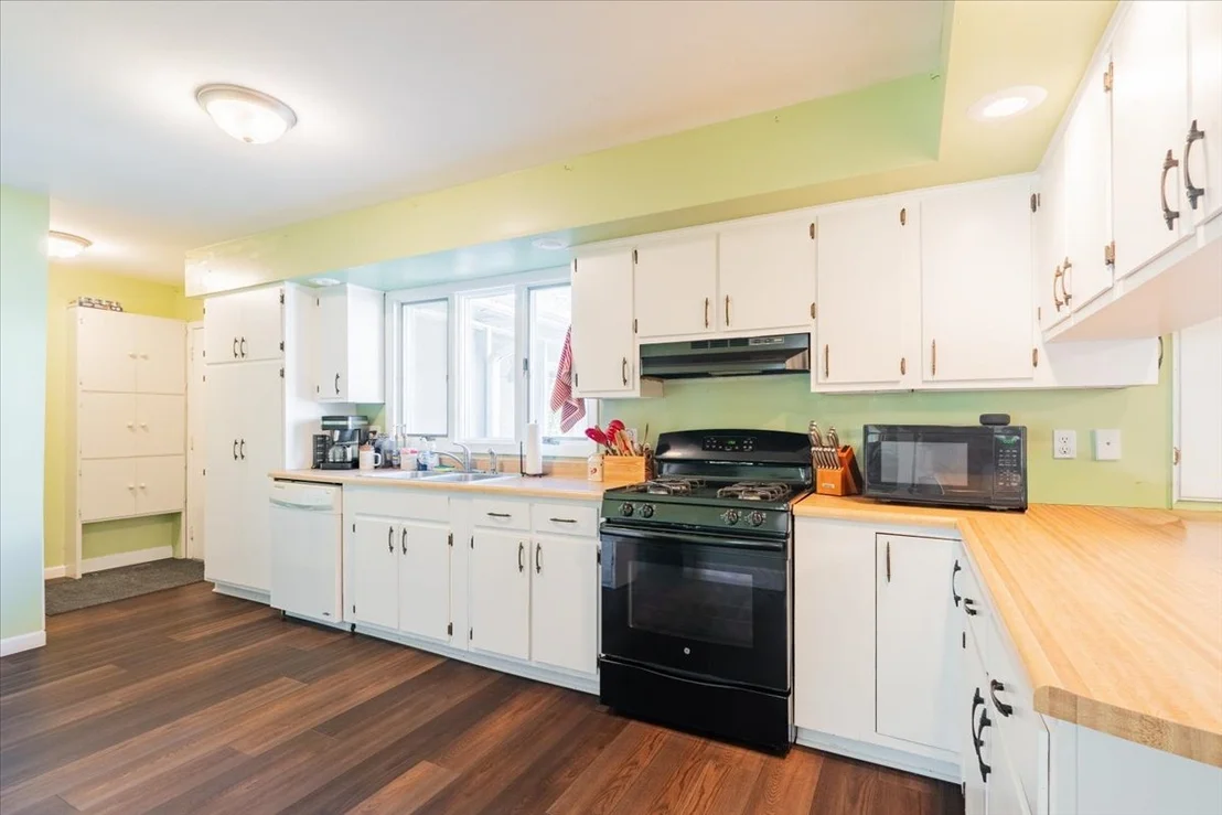 Photo of 310 Rowe Drive