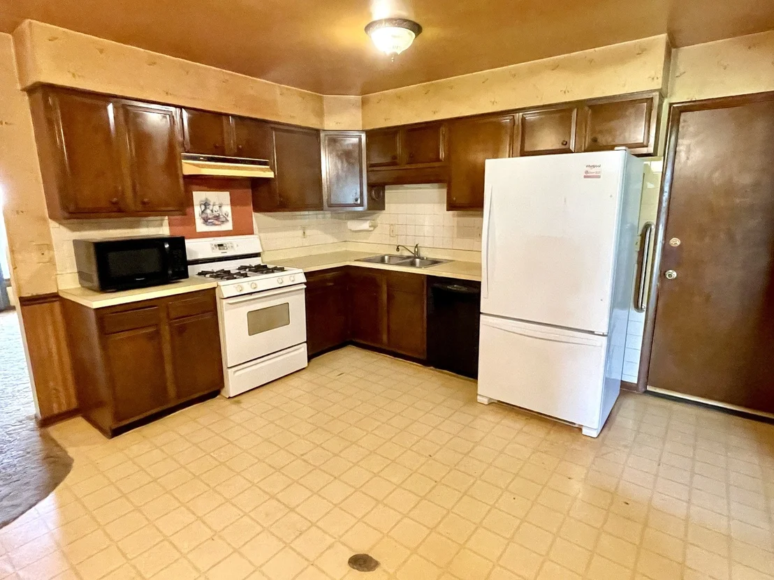 Photo of 873 Hermitage Drive