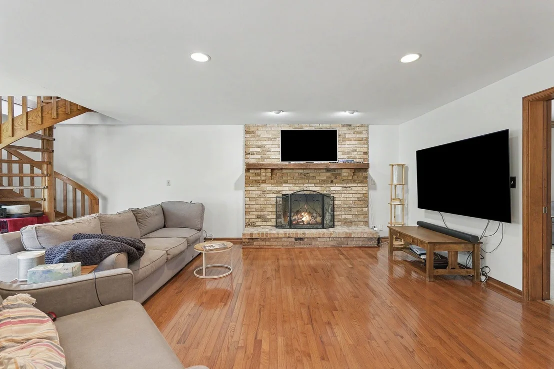 Photo of 1659 Brittany Lane