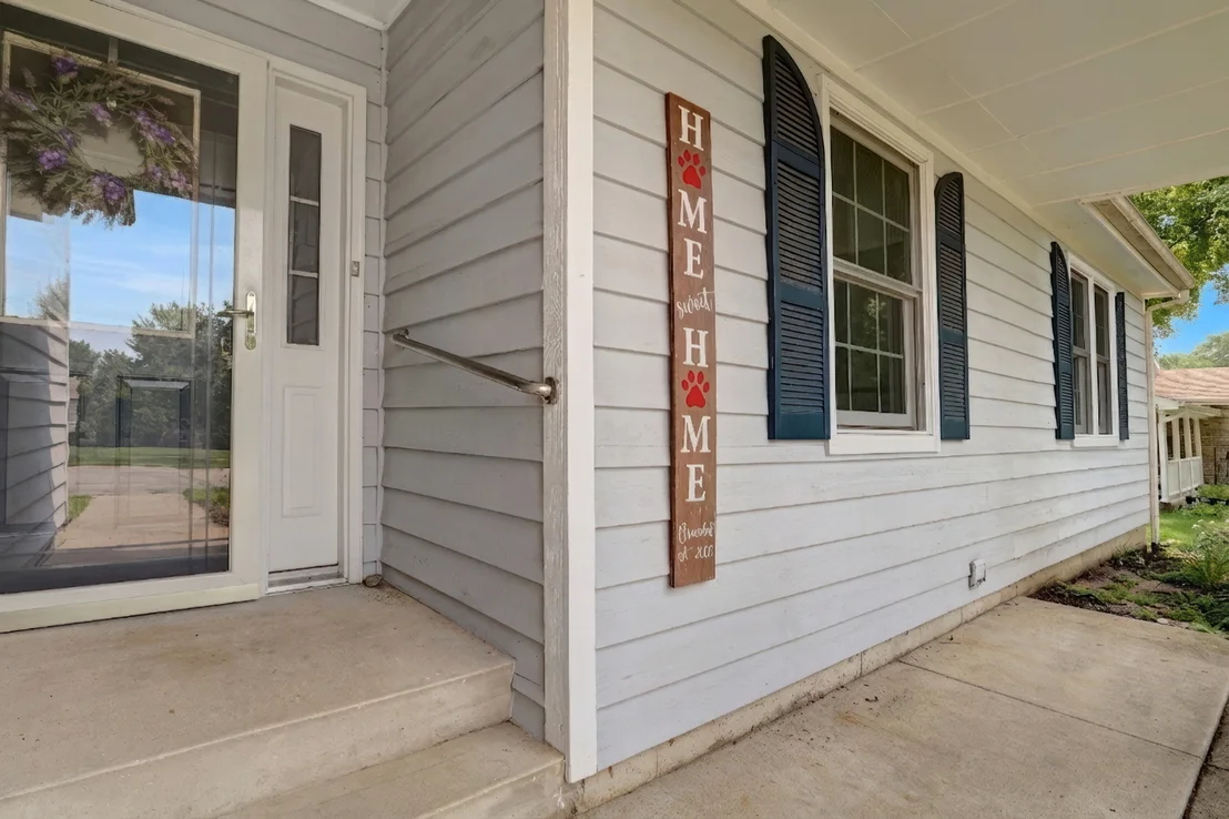 Photo of 1612 N Leonard Avenue