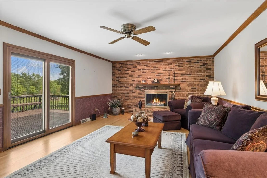 Photo of 39W550 Deerpath Road