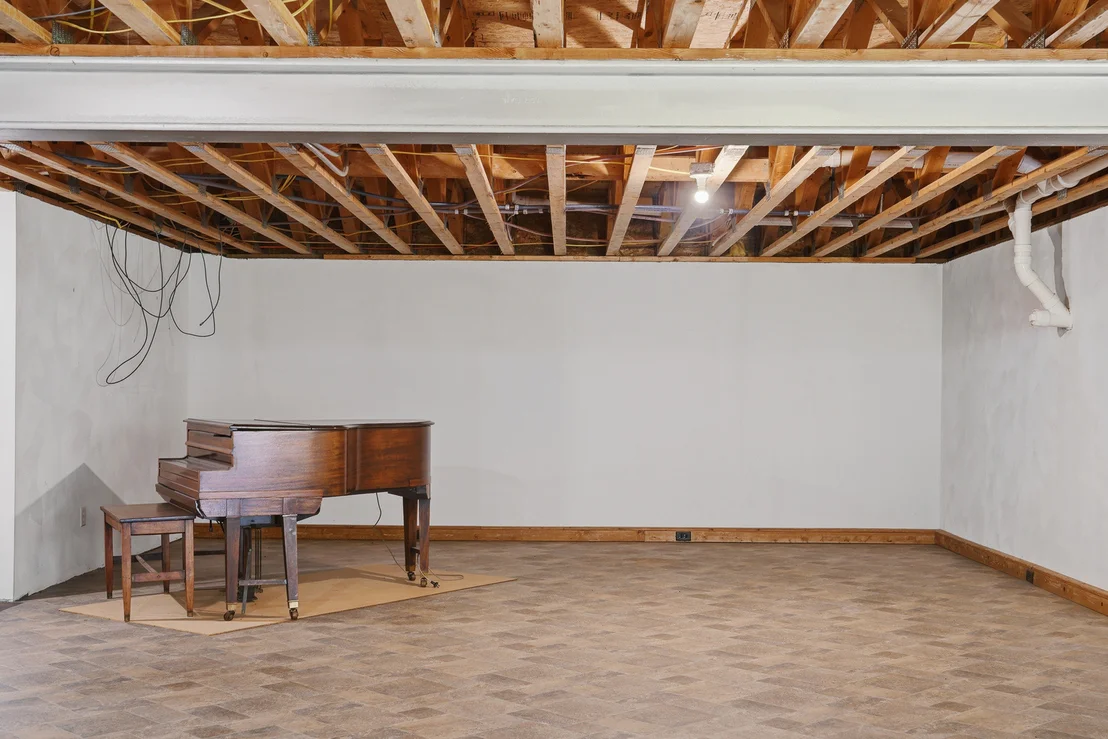 Photo of 15207 Henry Road