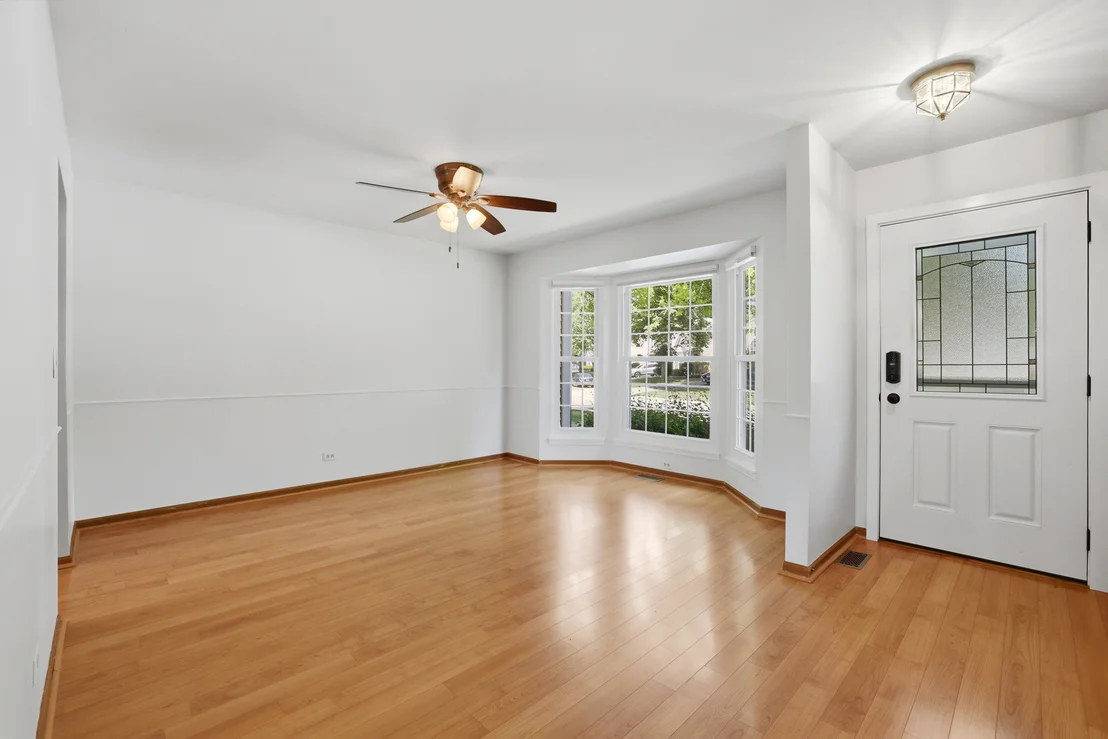 Photo of 1945 Ozark Parkway