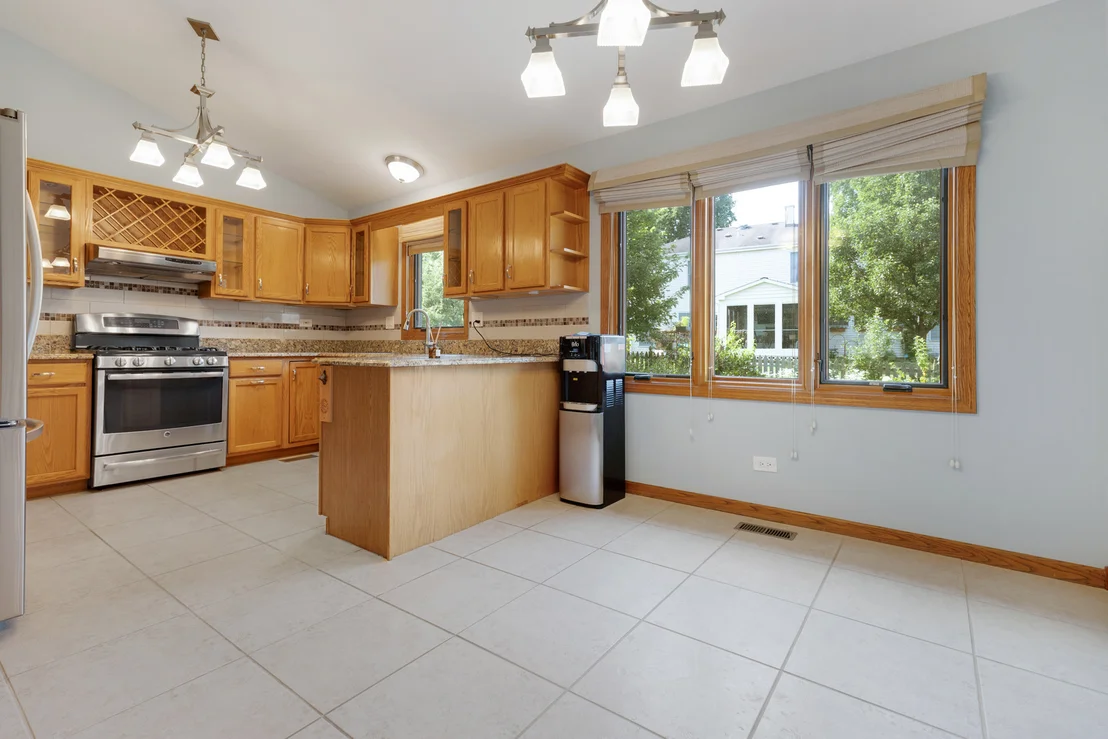 Photo of 345 Mayfair Drive