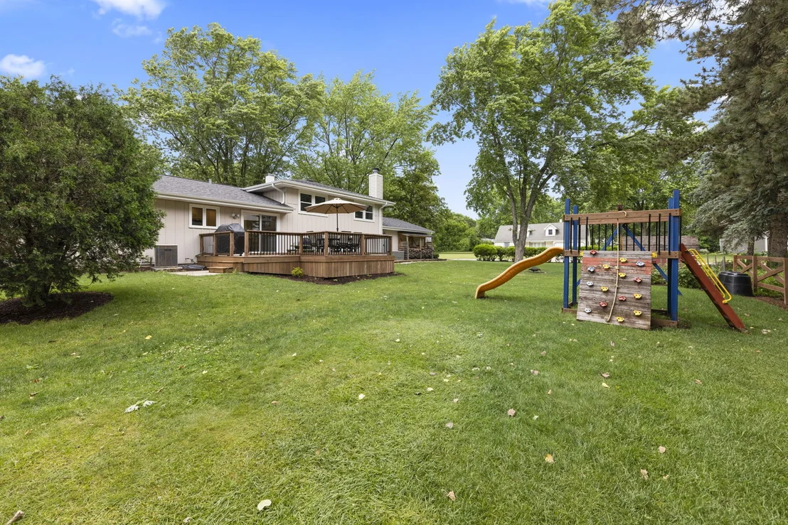Photo of 3N149 Lynn Drive