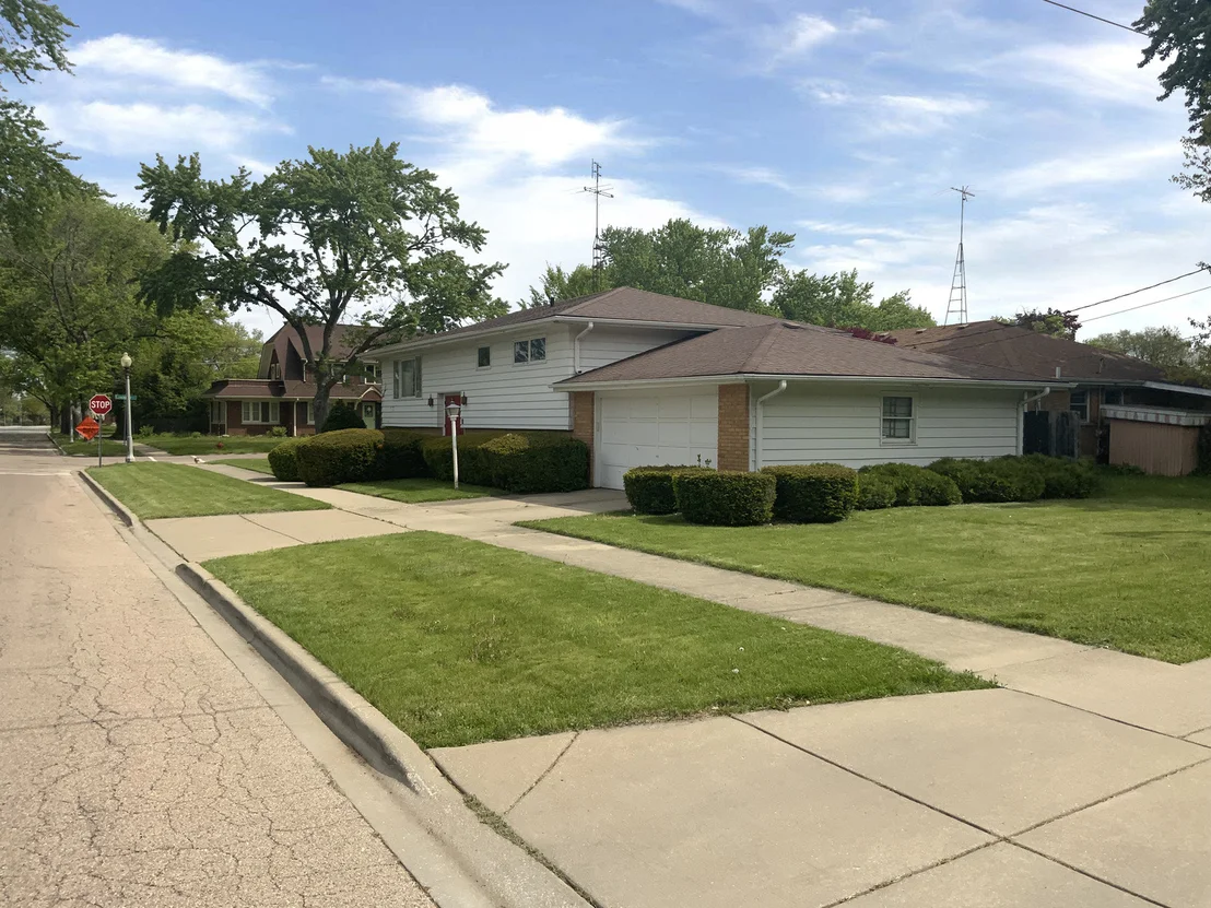 Photo of 747 Palace Street