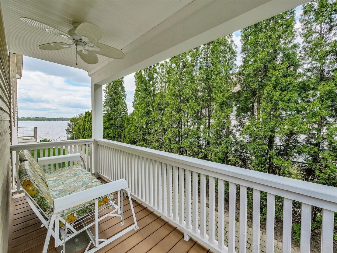 Photo of 140 Eagle Point Road