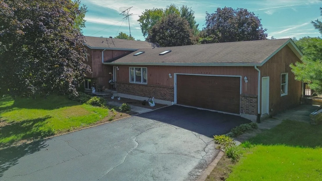 Photo of 12504 Pine Drive