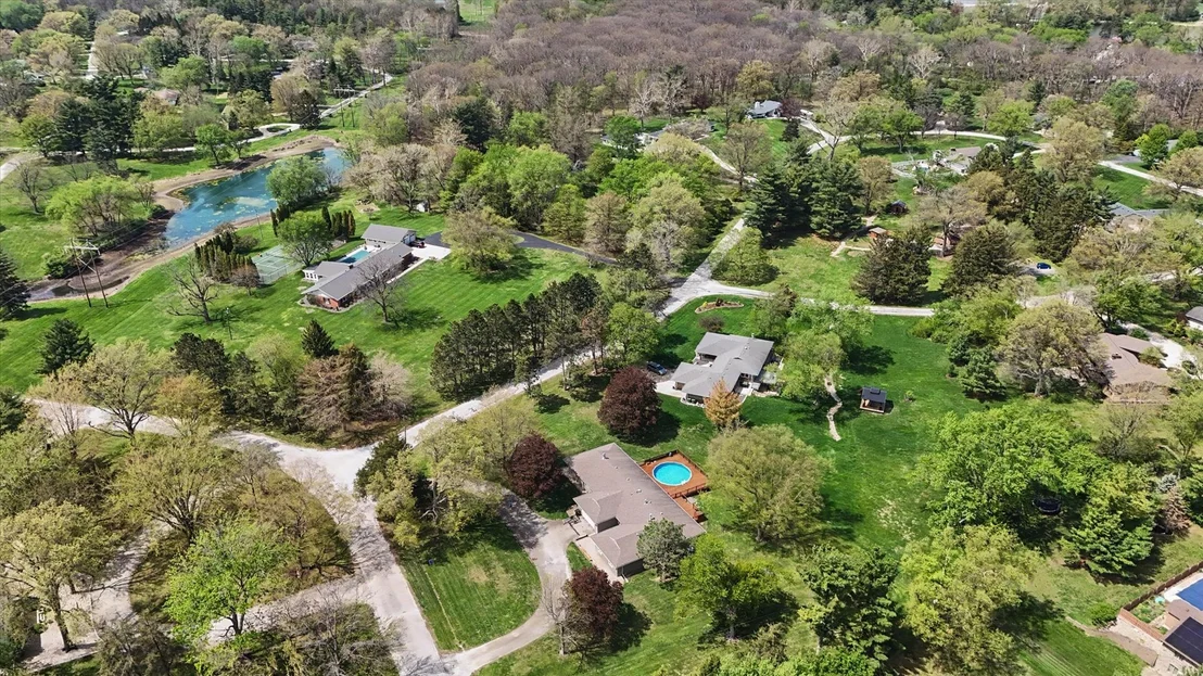 Photo of 1902 Golf Drive