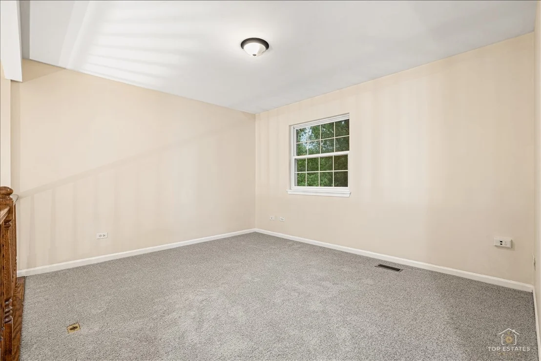 Photo of 7 Eagle Court