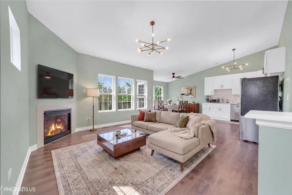 Photo of 1331 Acorn Drive