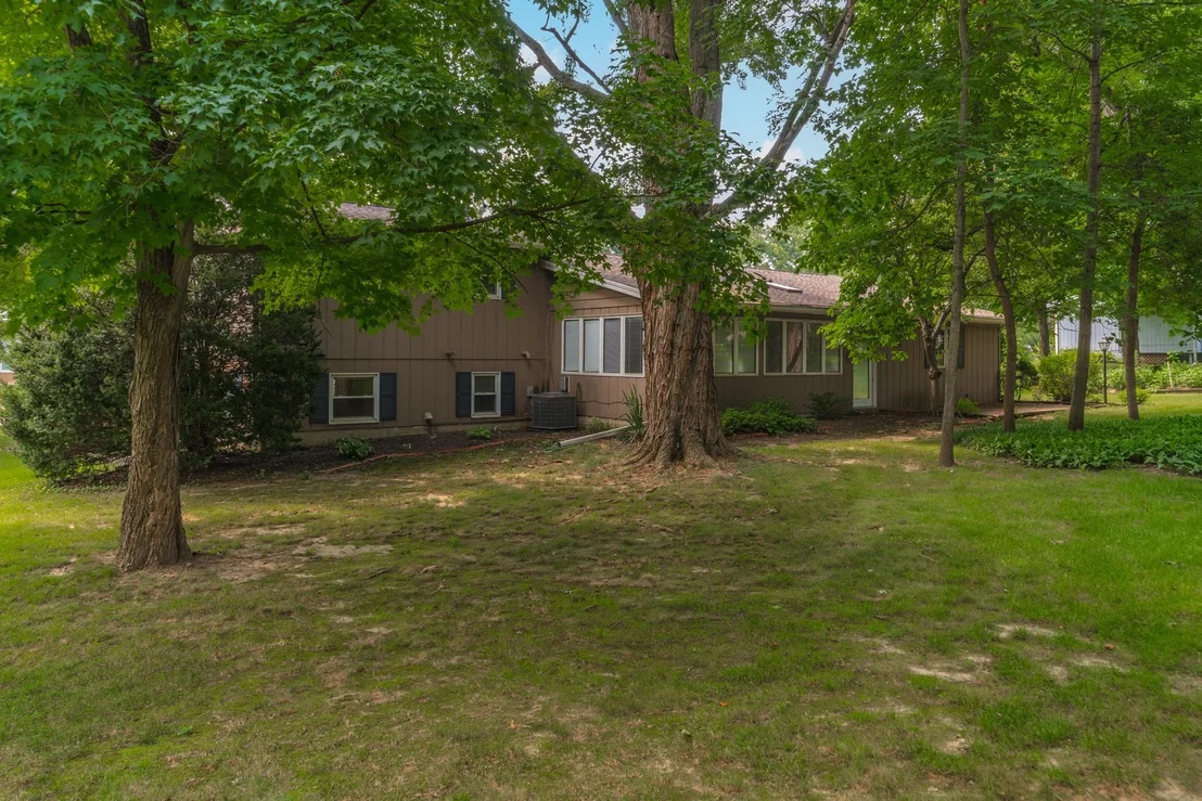 Photo of 4982 Camelback Road