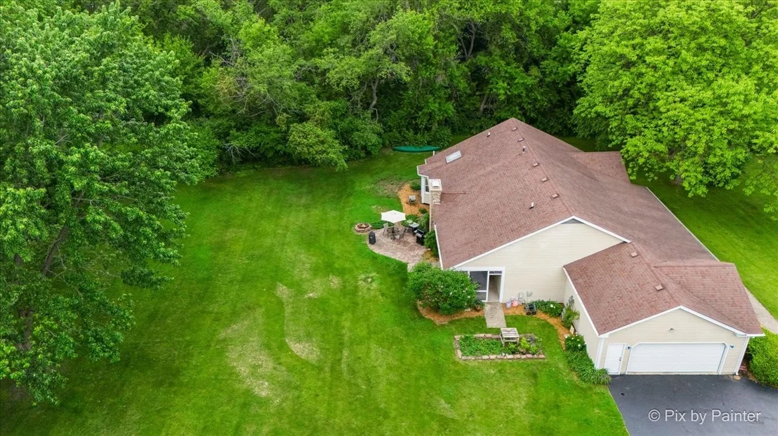 Photo of 39W889 Deer Run Drive