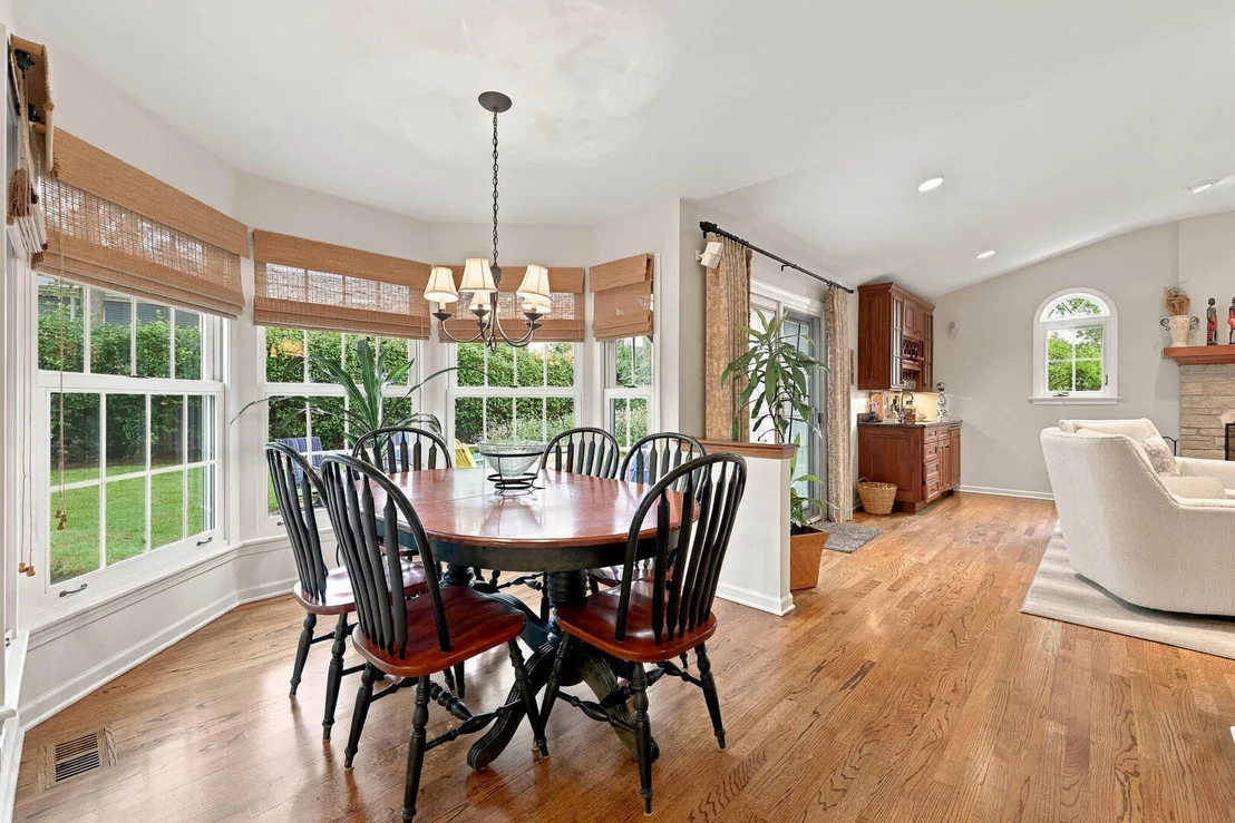Photo of 2068 N Butternut Lane