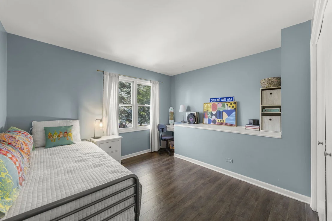 Photo of 907 Wescott Road