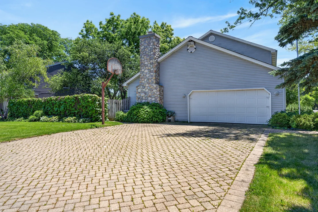 Photo of 241 Wakefield Lane