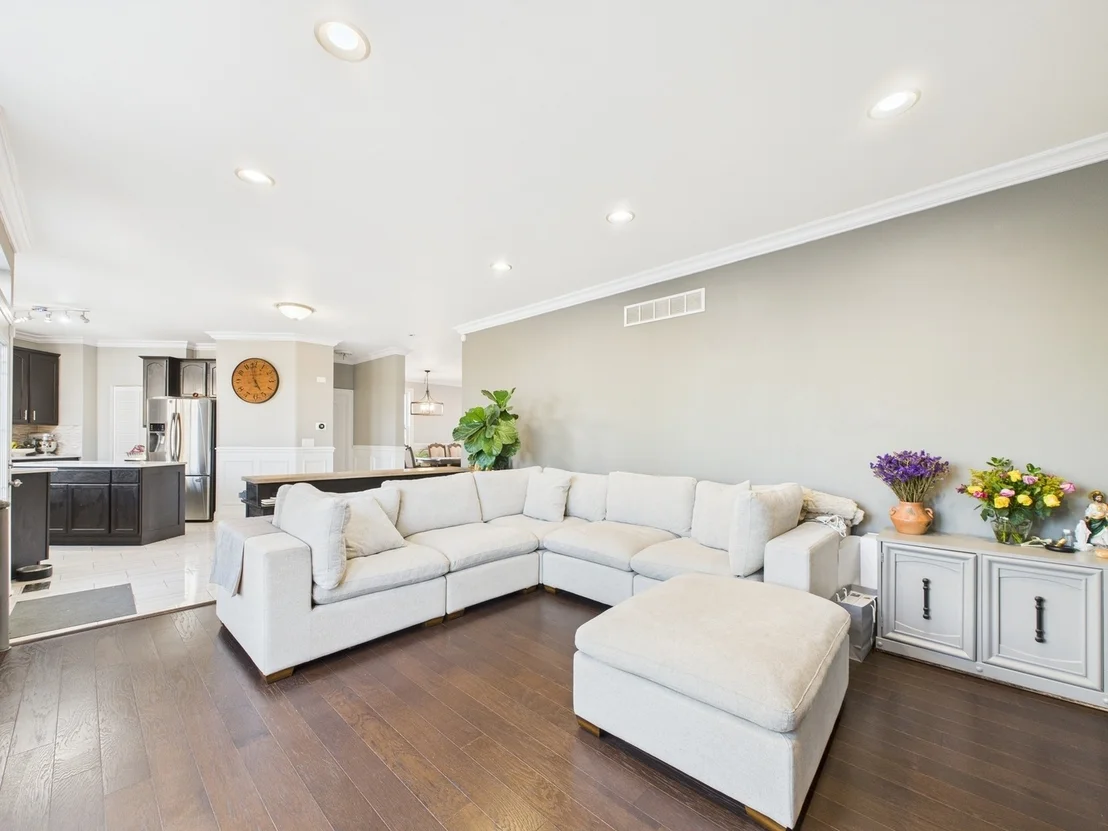Photo of 6402 Valley Ridge Drive