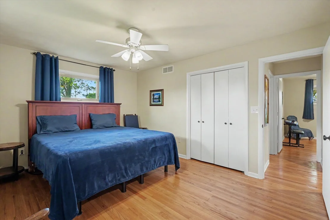 Photo of 1115 Foothill Drive