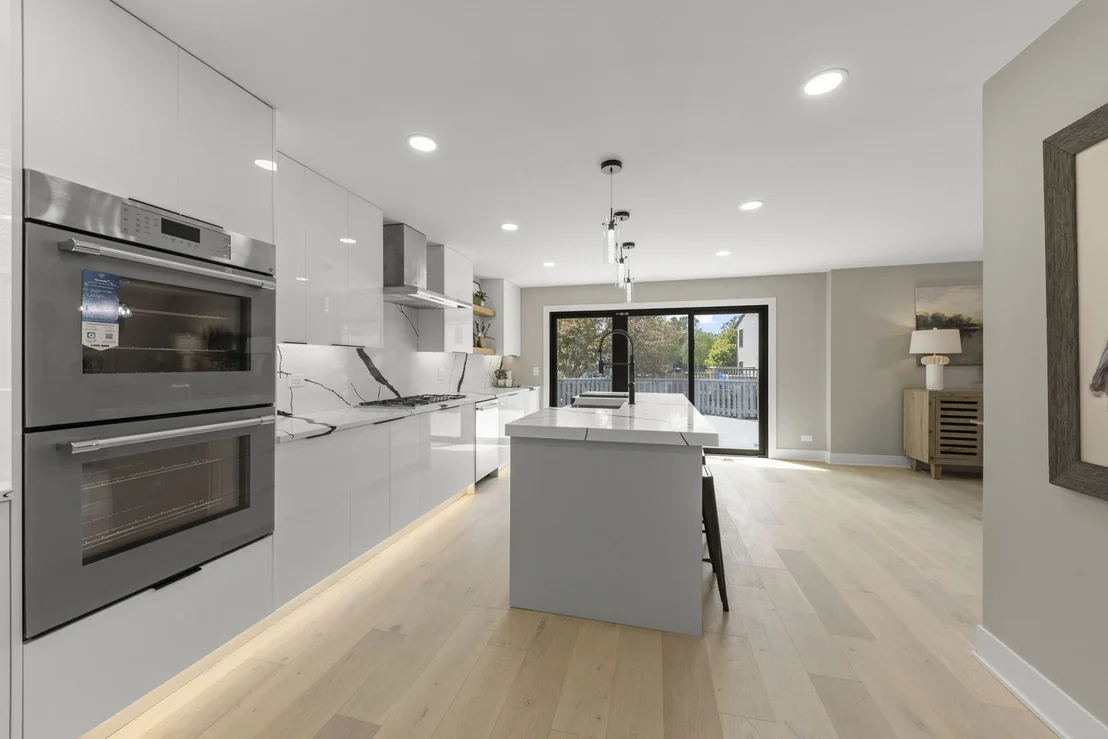 Photo of 625 Edward Road