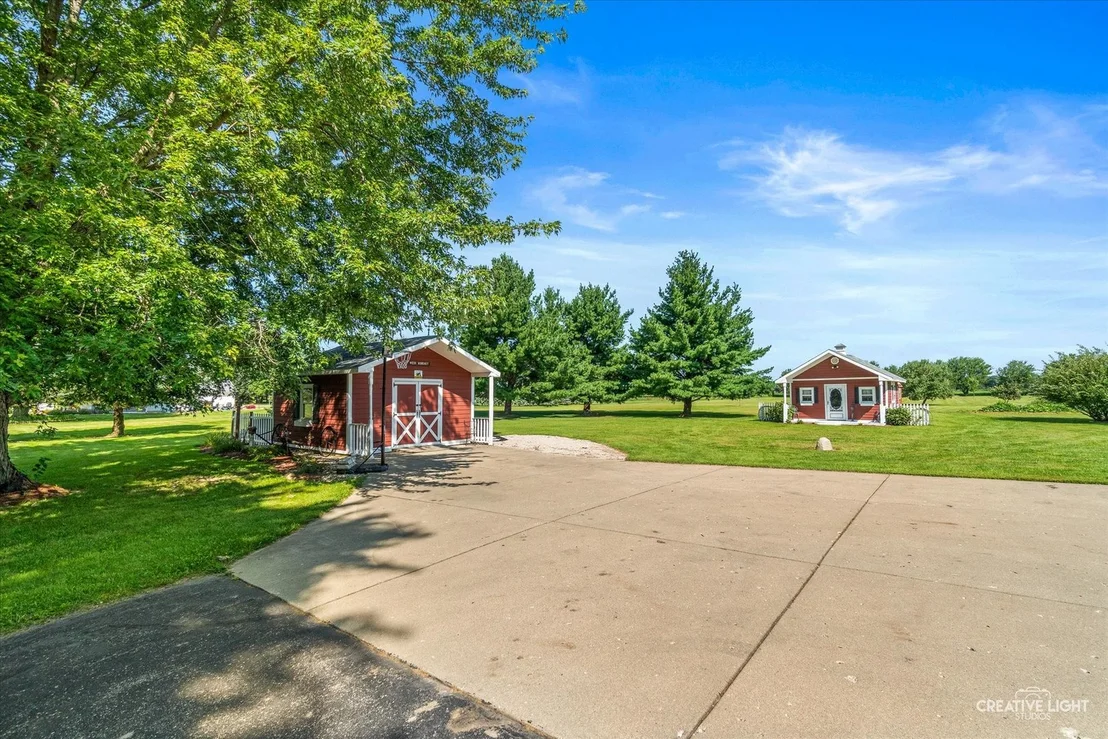 Photo of 16303 Pratt Road