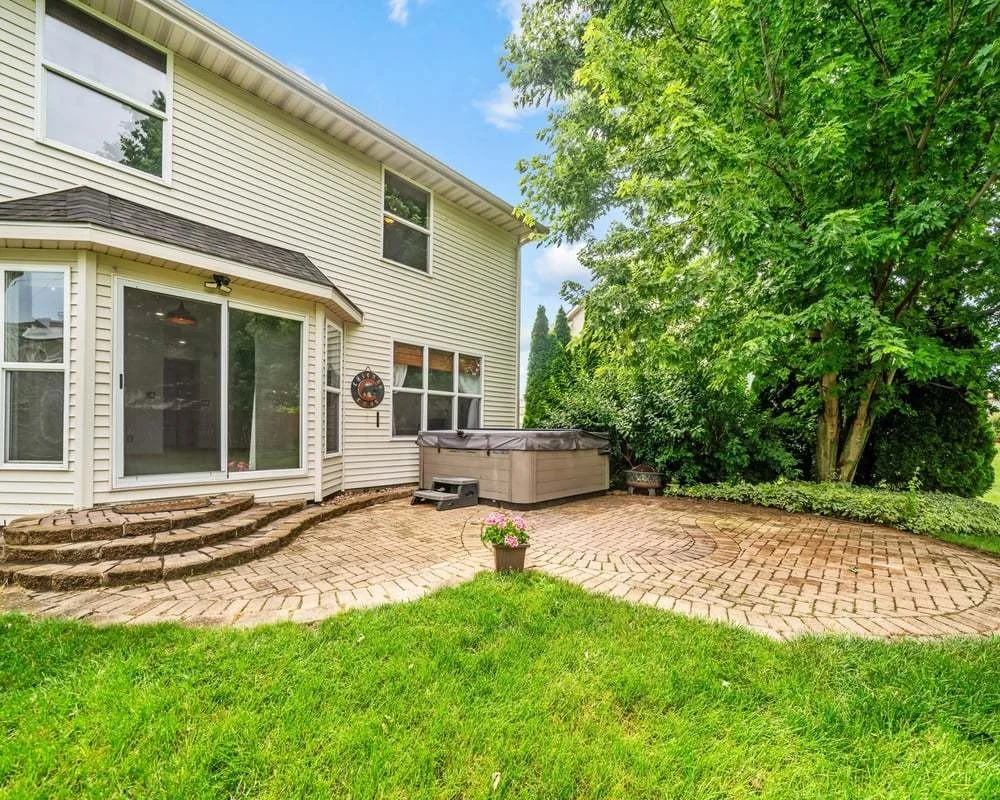 Photo of 1017 Northwestern Avenue