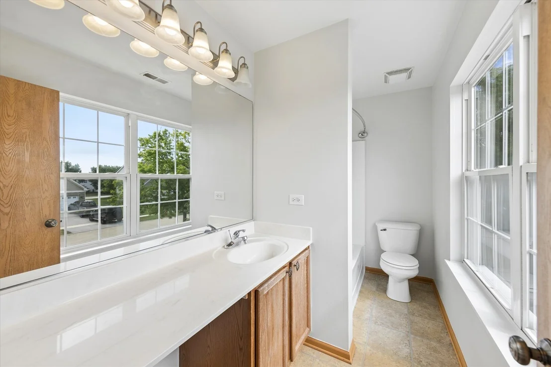 Photo of 7805 MOSSHEATHER Drive