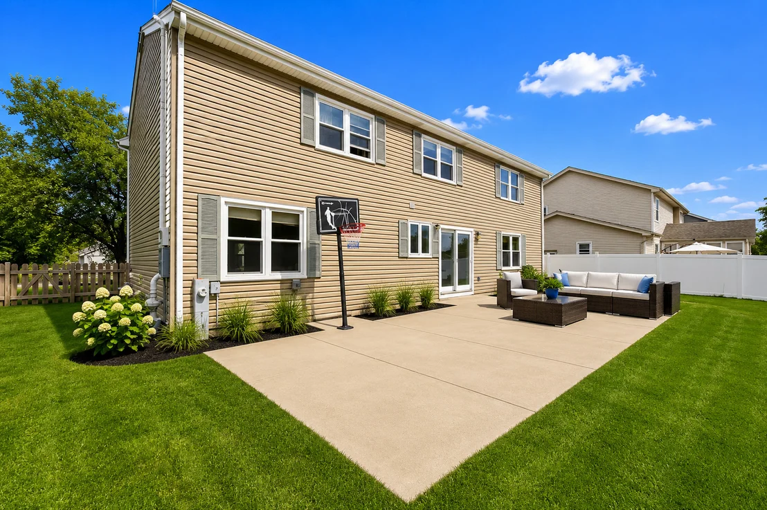 Photo of 684 Regent Drive