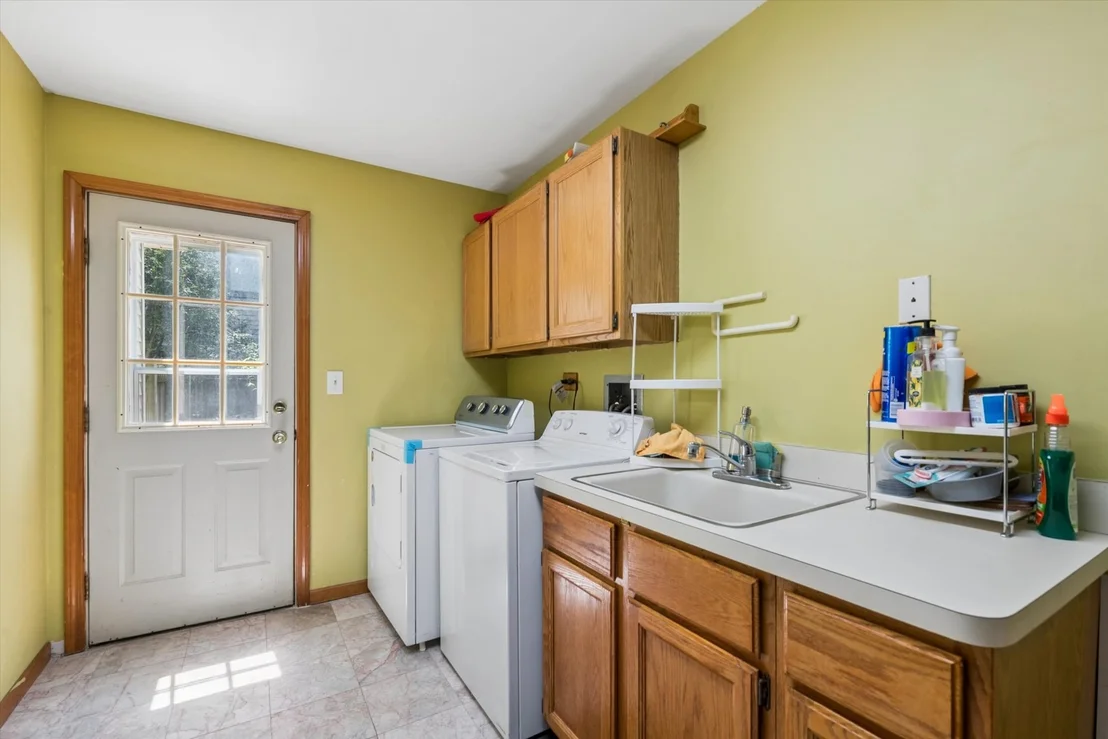 Photo of 2142 N Summit Street