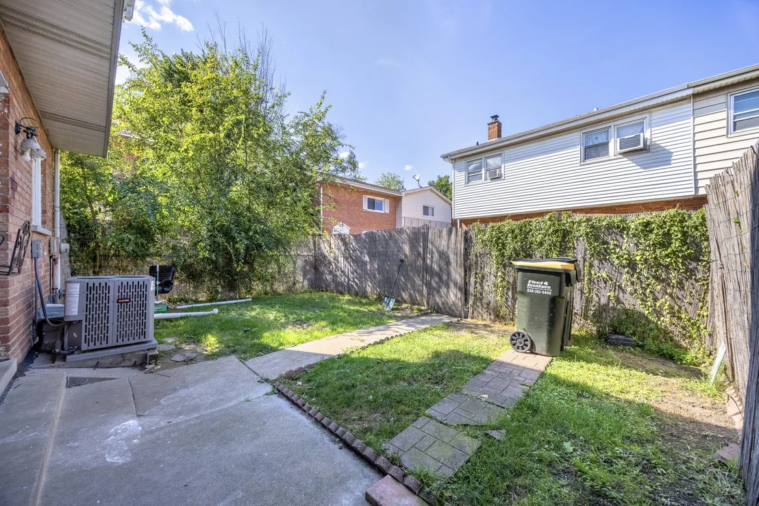 Photo of Unit A at 8812 Dee Road