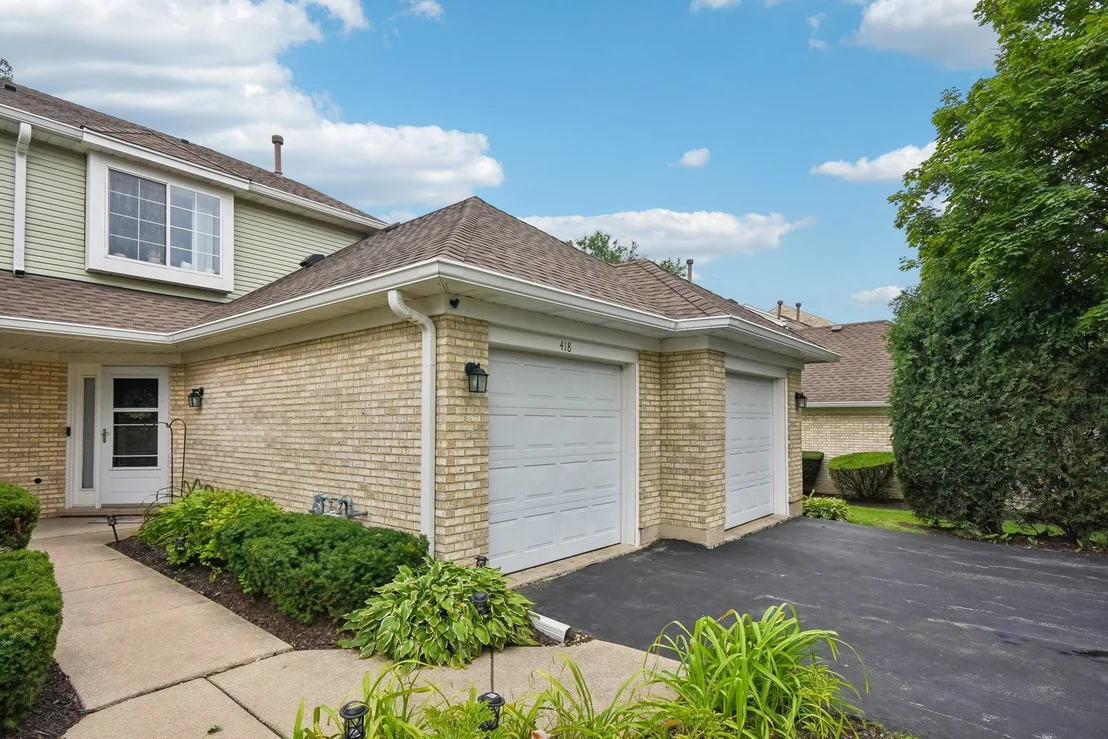 Photo of 418 Lakeview Circle