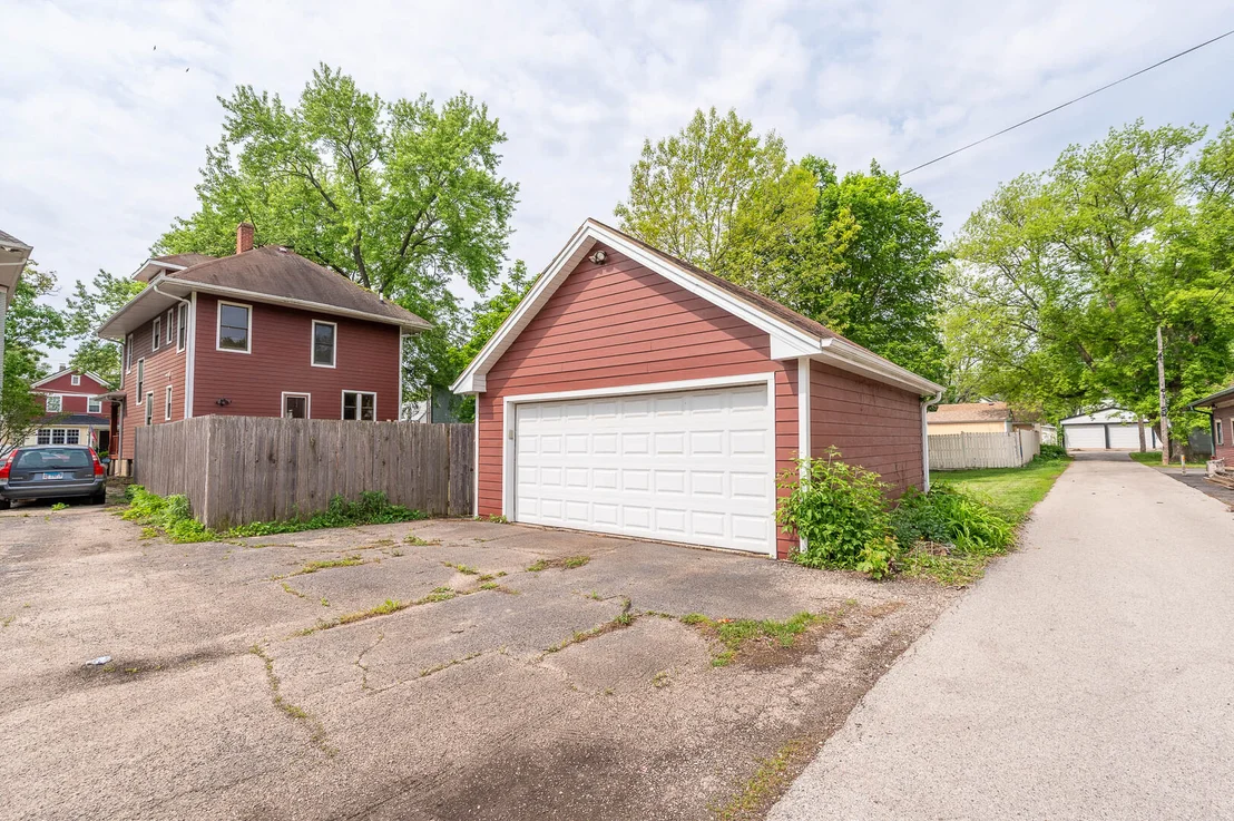 Photo of 630 Forest Avenue