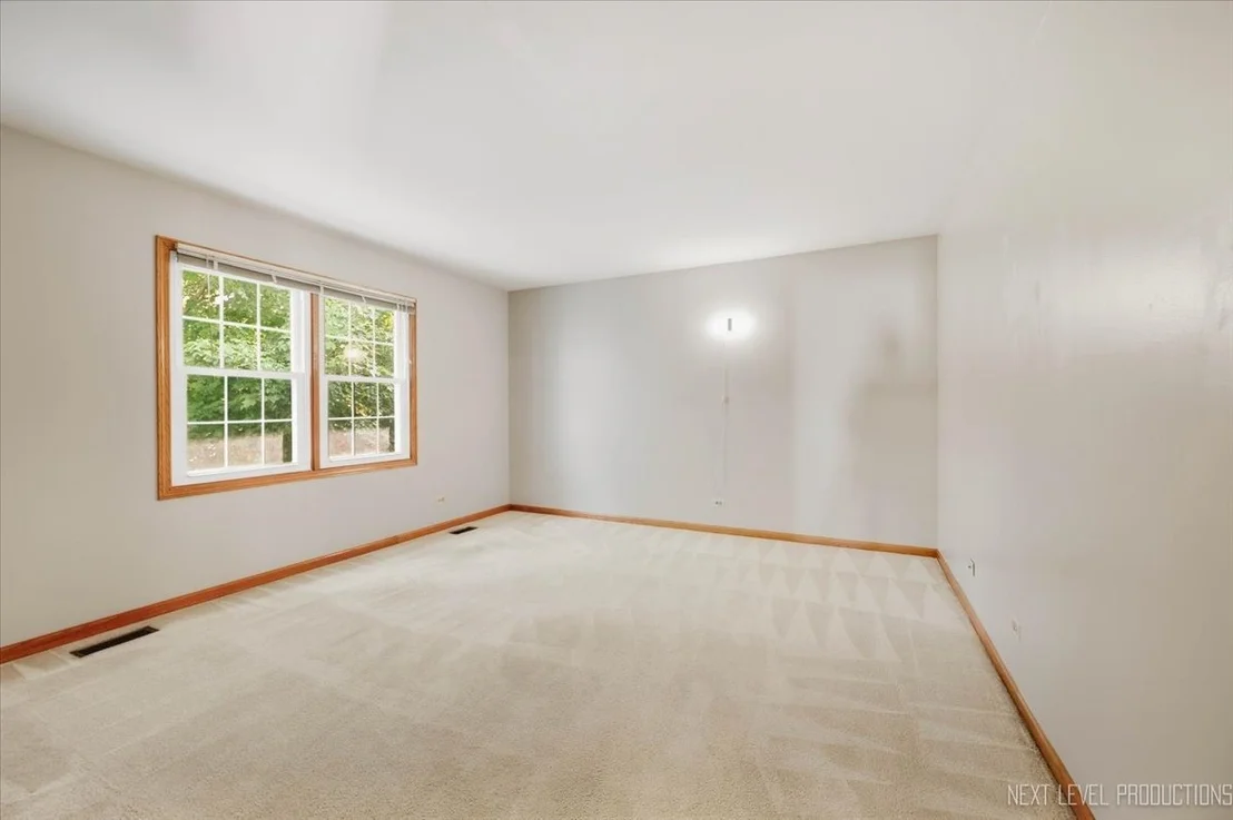 Photo of 1002 Thoroughbred Circle