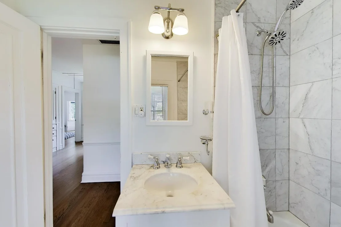 Photo of 1636 Forest Avenue