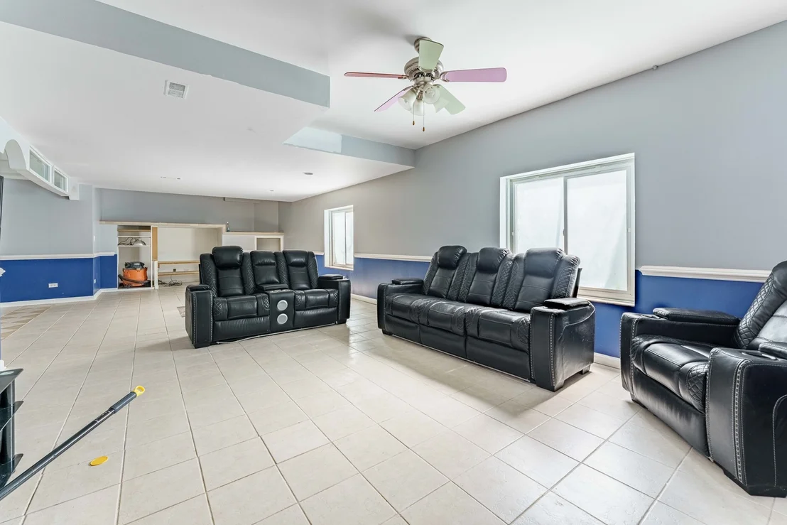 Photo of 926 Edgewood Drive