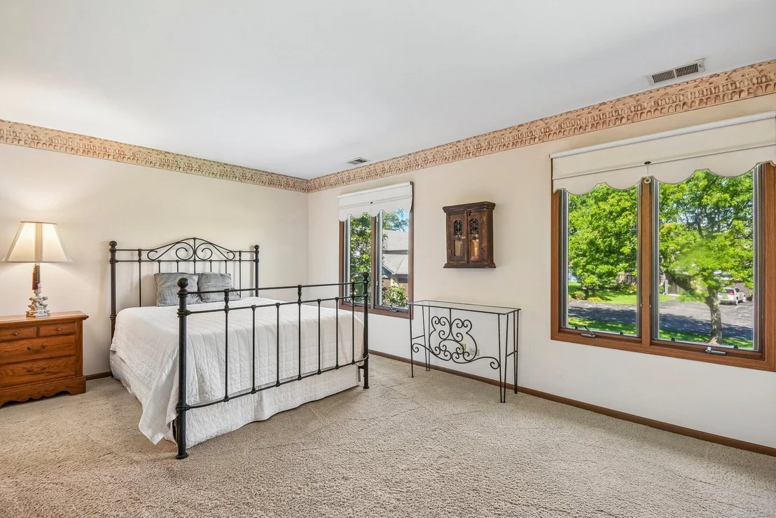 Photo of 2545 Harbor Drive