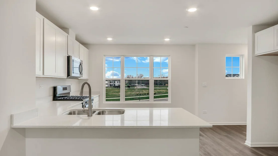 Photo of 415 Lakeshore Court